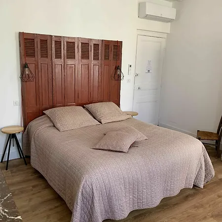 Bed and breakfast - Le Jardin Du Palais 2*