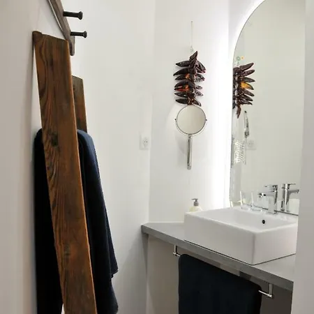 Bed and breakfast - Le Jardin Du Palais 2*