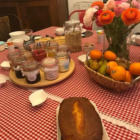 Bed and breakfast - Le Jardin Du Palais 2*