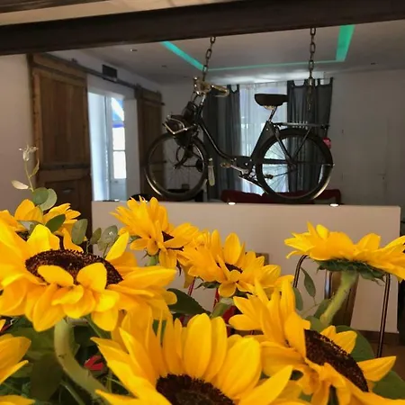 Le Magnolia Bed & Breakfast 2*
